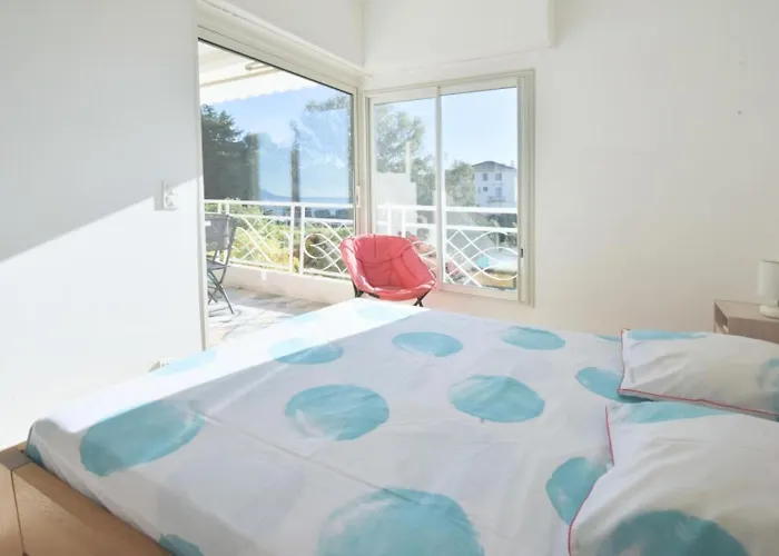 2p Avec Terrasse, Vue Mer, Piscine Et Parking - 2p Avec Terrasse, Vue Mer, Piscine Et Parking Mae-1723