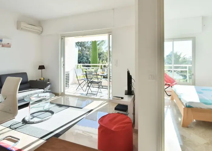 2p Avec Terrasse, Vue Mer, Piscine Et Parking - 2p Avec Terrasse, Vue Mer, Piscine Et Parking Mae-1723